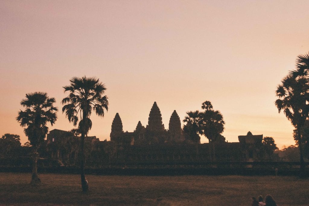 Zonsopkomst bij Angkor Wat.