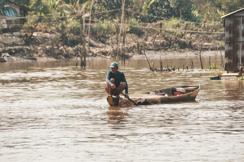 Lokale visser in de Mekong Delta.