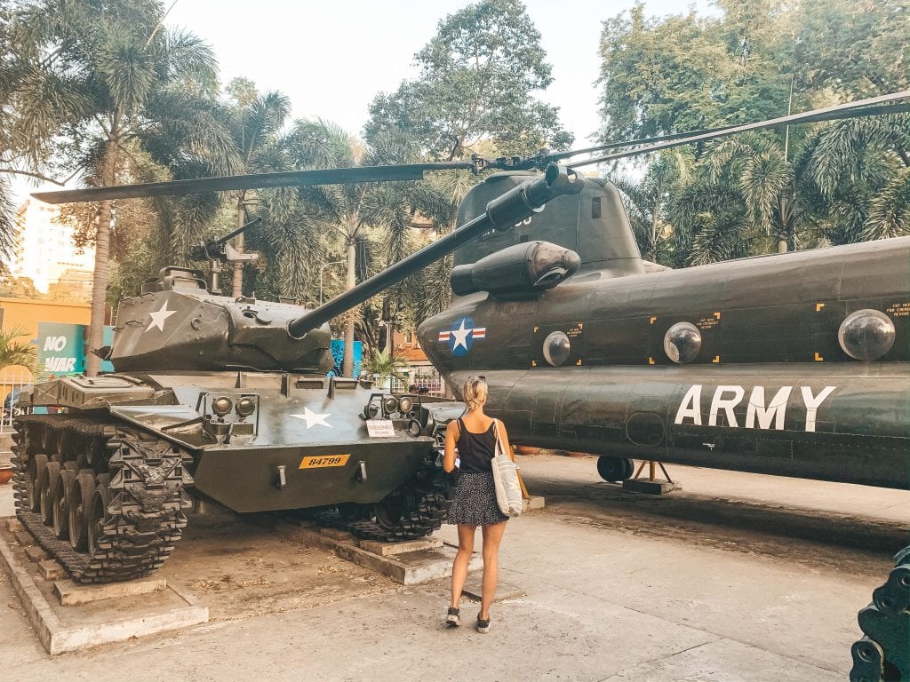 Amerikaanse legervoertuigen in Ho Chi Minh's War Remnants Museum.